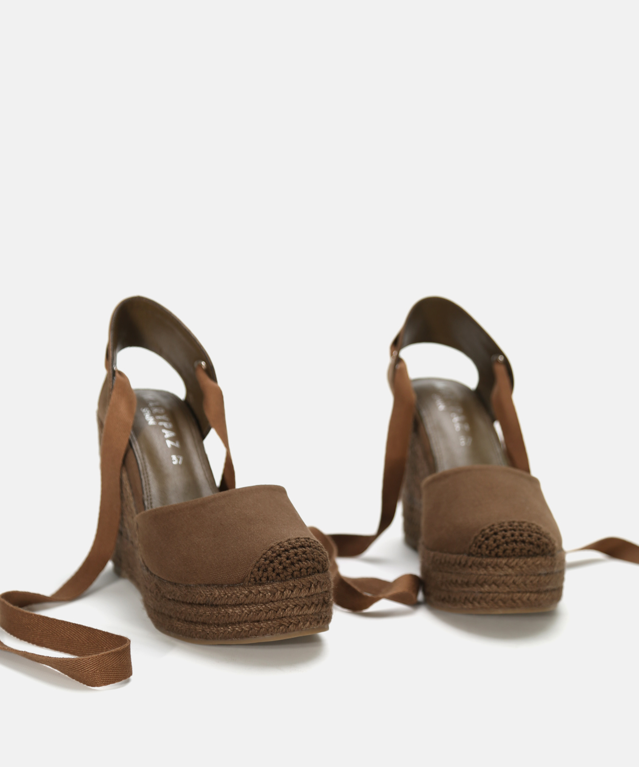 Cunhas de esparto monocolor com amarra&ccedil;&atilde;o image number null